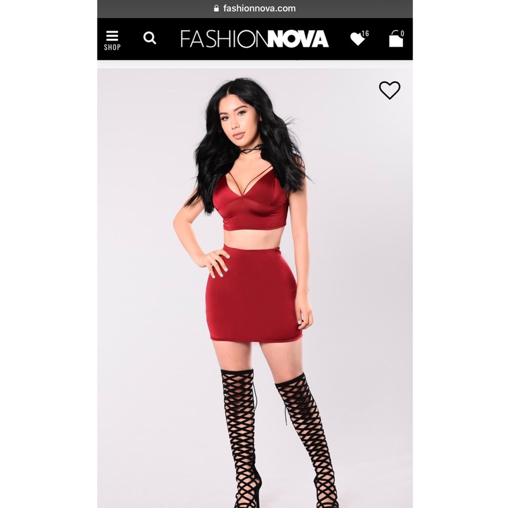 Fashion Nova burgundy matching set
